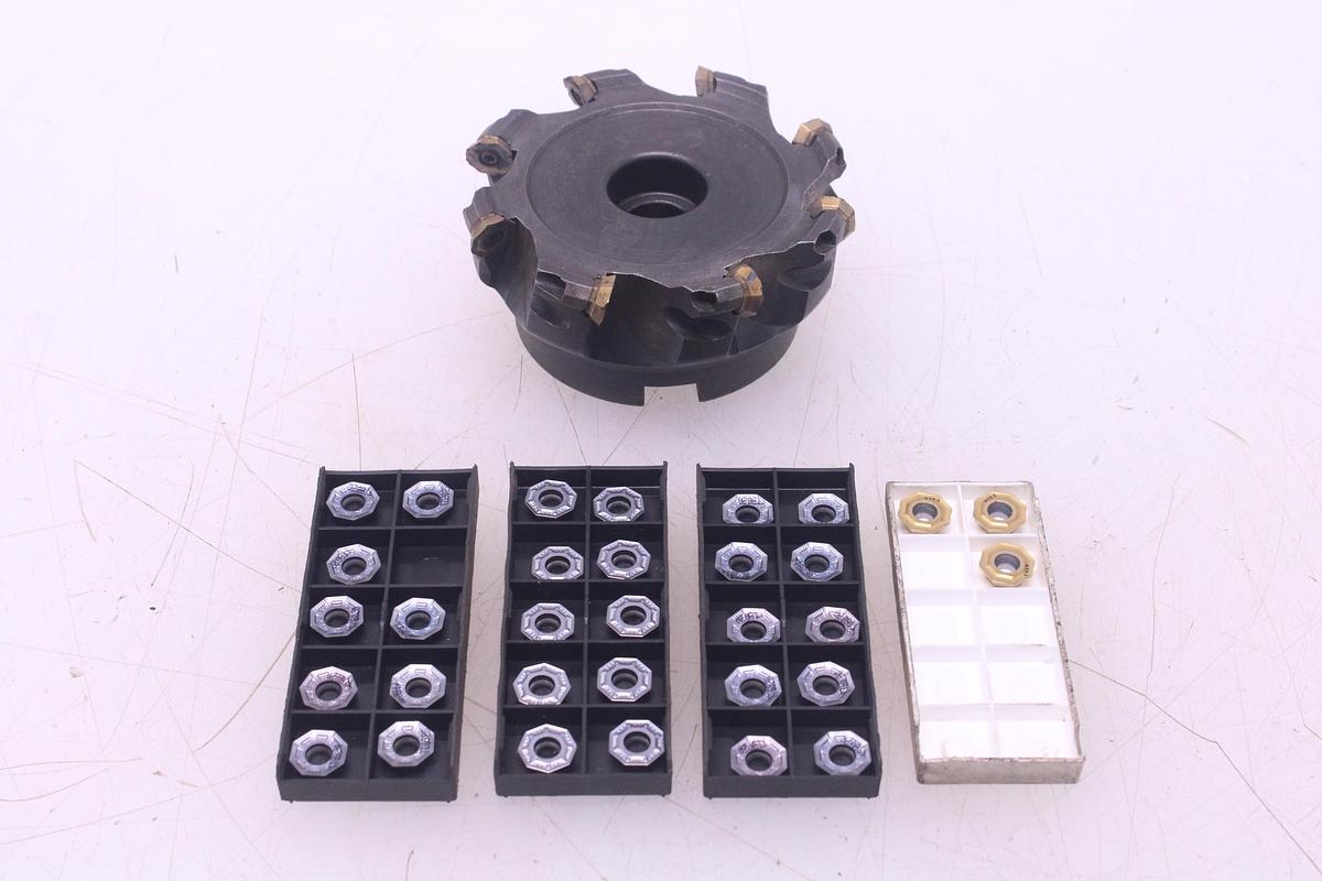 Usado Fresa Portaplaquitas Taegutec TFM430FS-8100-32R-05 + Widias OFMT050405