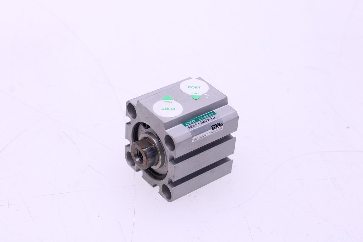 Usado Cilindro Neumático CKD SSD-L-32GN-10