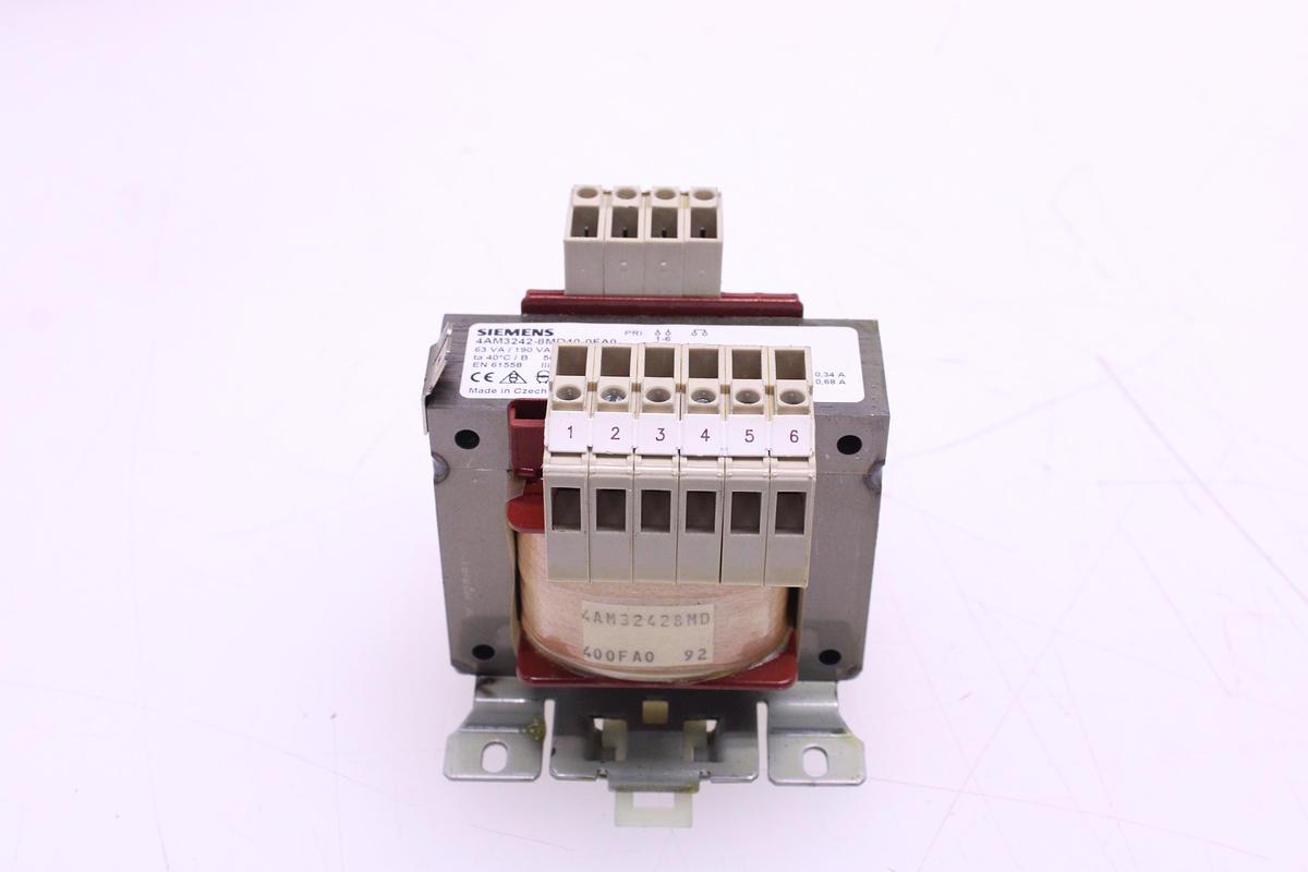 Usado Transformador SIEMENS 4AM3242-8MD40-0FA0