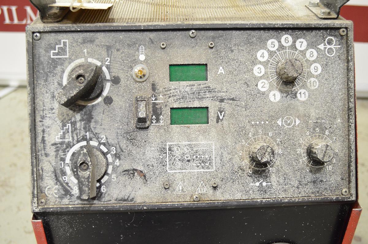 Usado Maquina soldar hilo MAG STAR 315