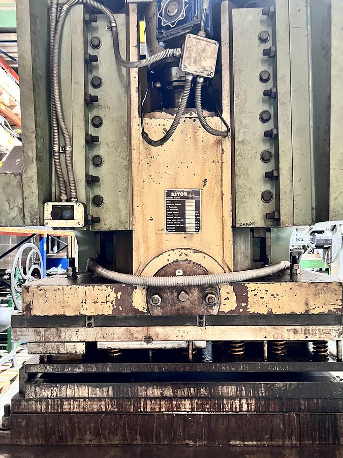 Usado Prensa excentrica AITOR ARMM-EF de 160tn Embrague Neumático