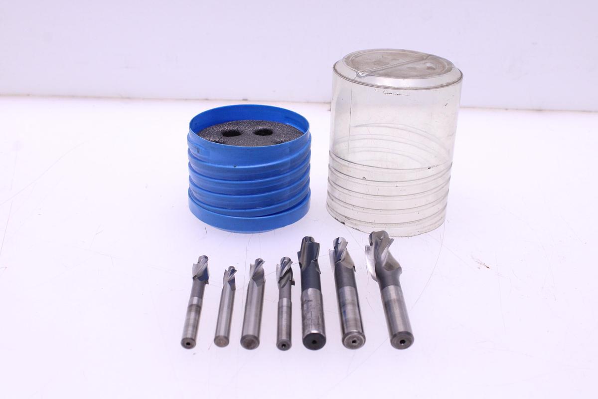 Usado Lote de Fresas y Avellanadores - 22 Unidades