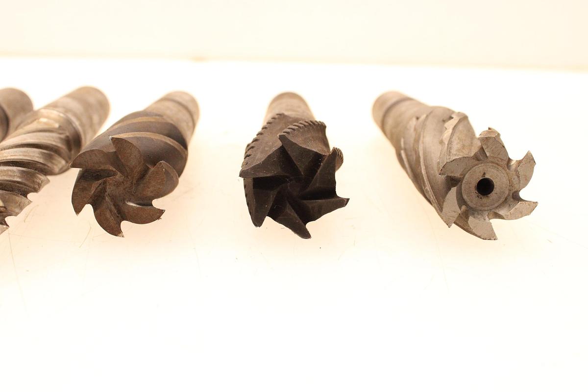 Usado Lote de Fresas con Mango Cilíndrico - 7 Unidades