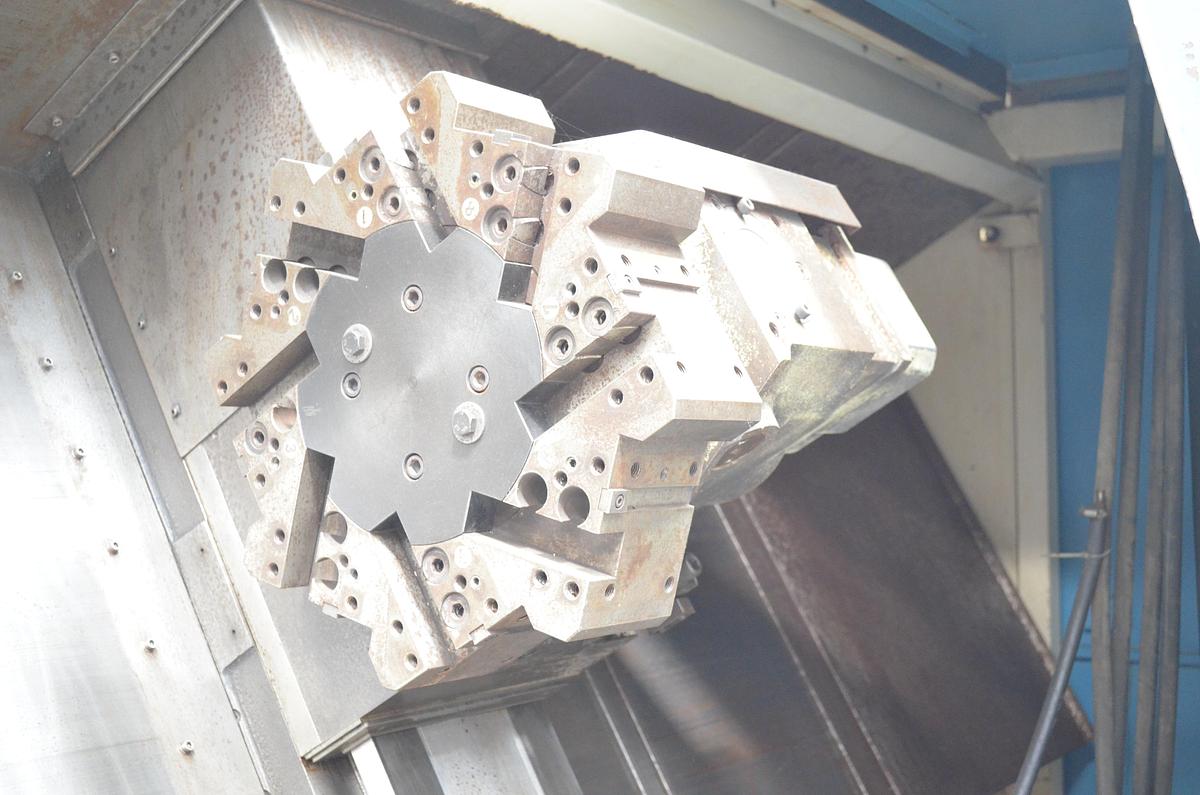Usado Torno cnc Lealde TCN-12 de 3000mm e.p