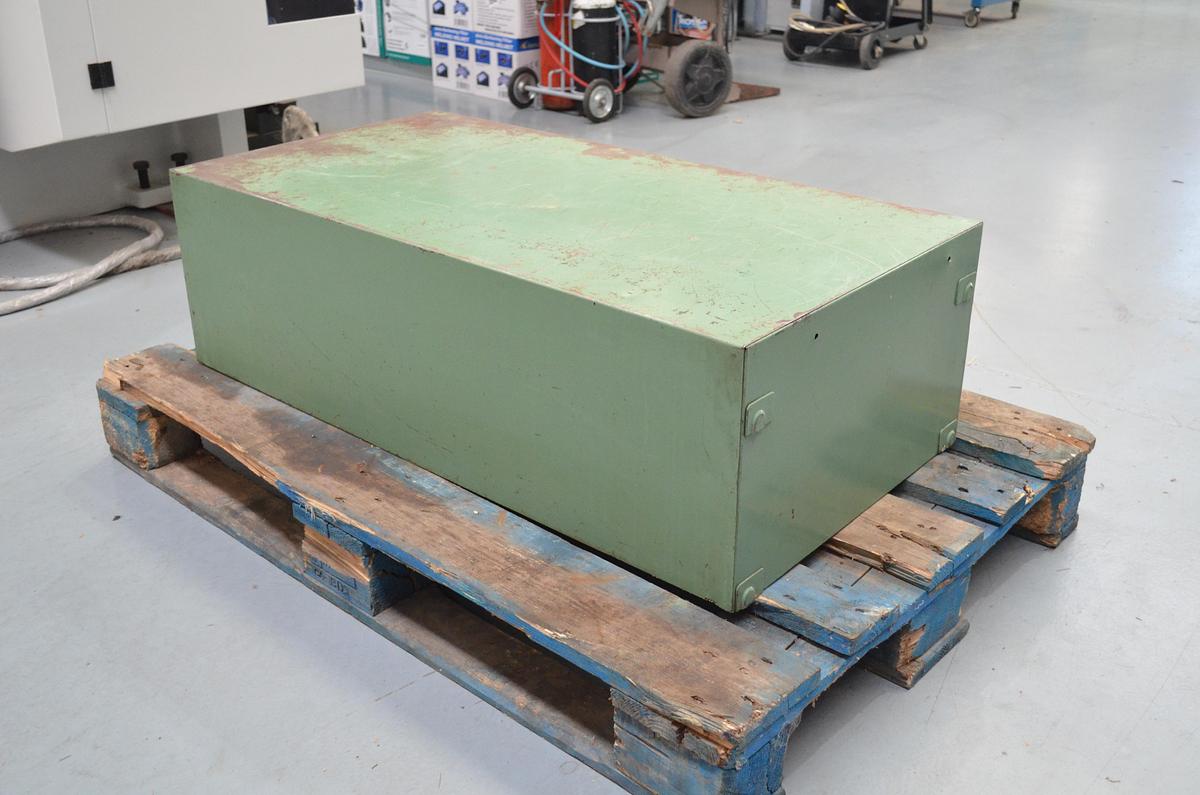 Usado Armario cajones metálicos 970x500x300(h)mm