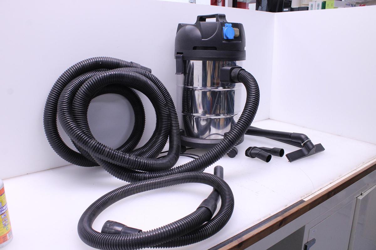 Usado Aspirador Industrial FERVI A040/30A