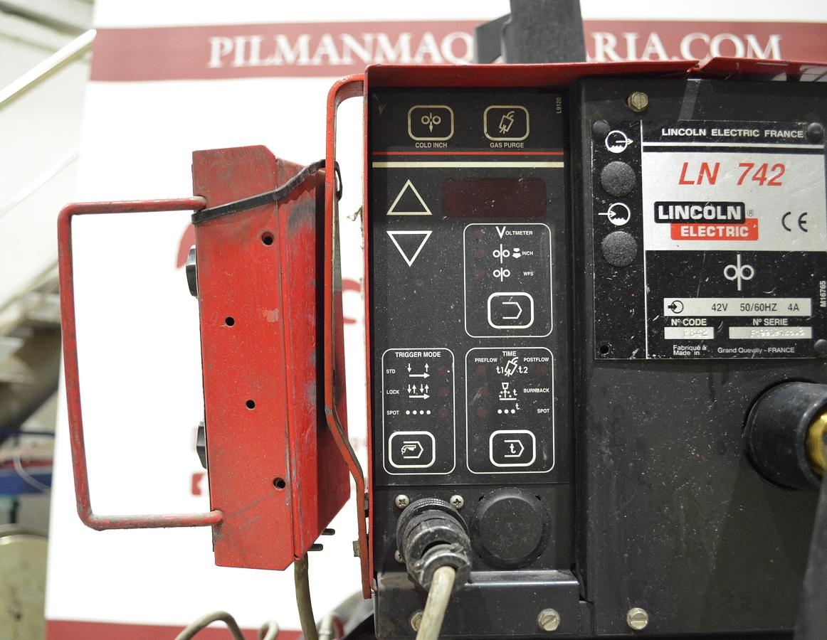 Usado Maquina soldar Lincoln Idealarc CV400-I con devanadera
