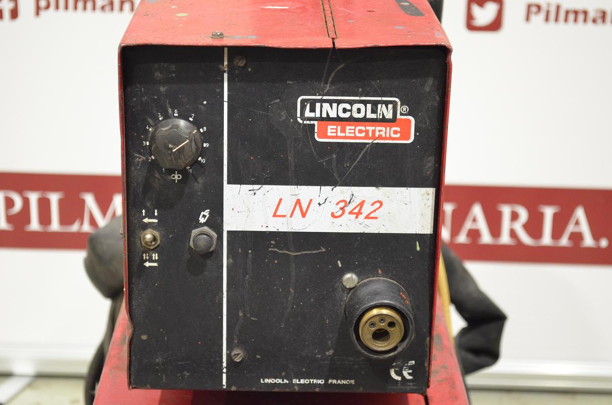 Usado Maquina soldar Lincoln CV 350T con devanadera LN 324 8m