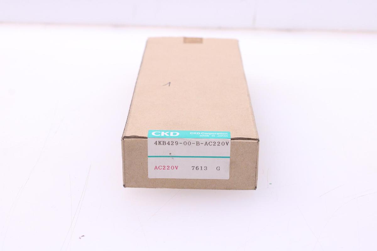 Usado Electroválvula CKD 4KB429-00-B-AC220V