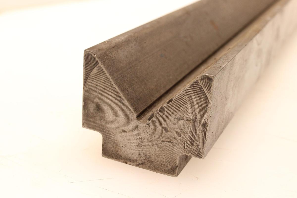 Usado Matriz METALMAQ V80 45º 835mm