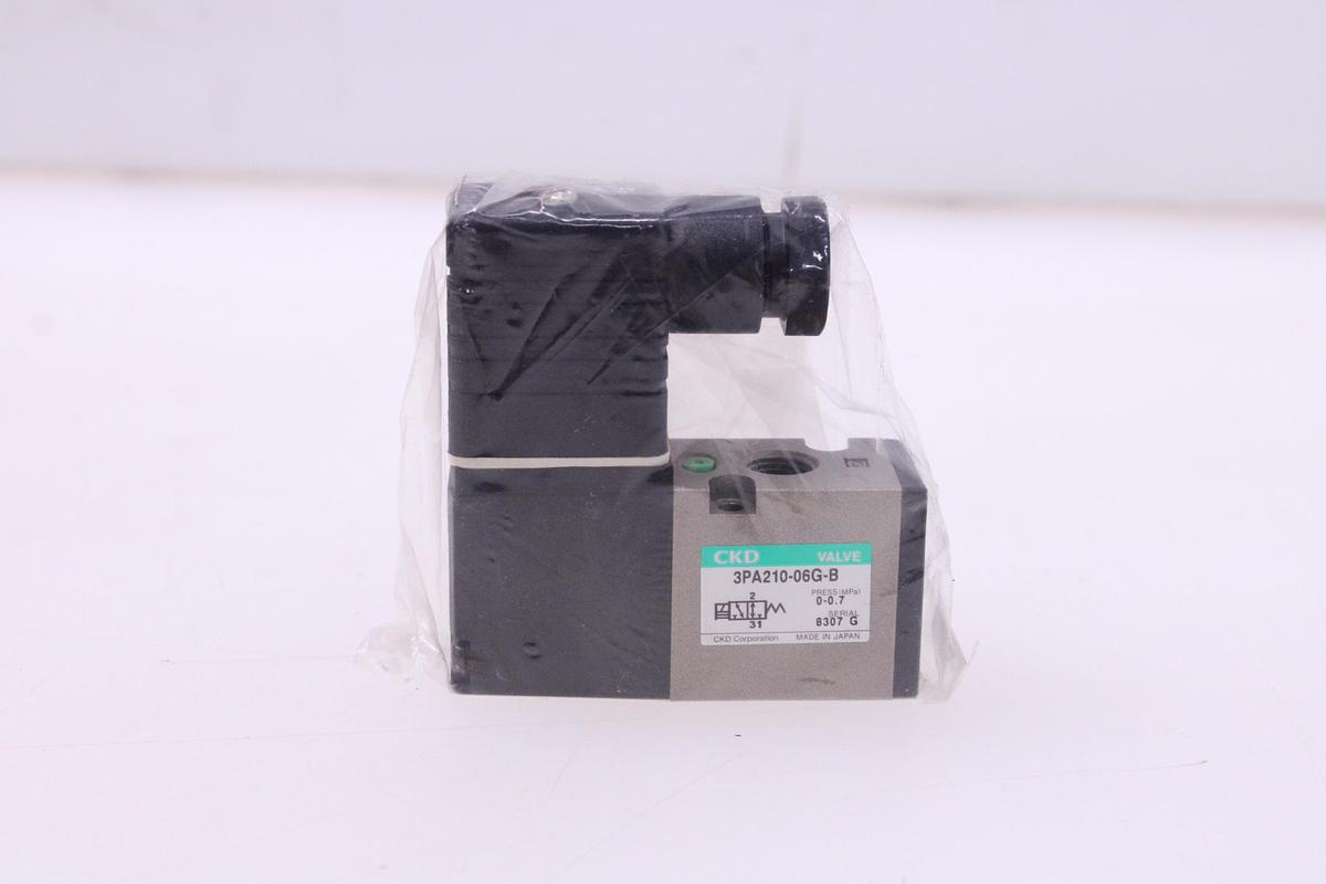 Usado Electroválvula CKD 3PA210-06G-B-AC24V