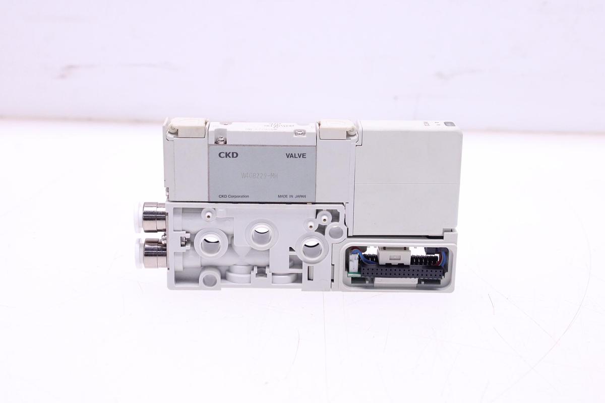 Usado Electroválvula CKD NW4GB229-MH