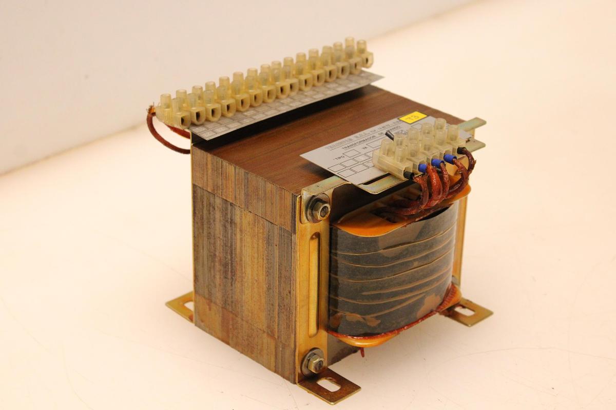 Usado Transformador TRANSFAB 1050VA