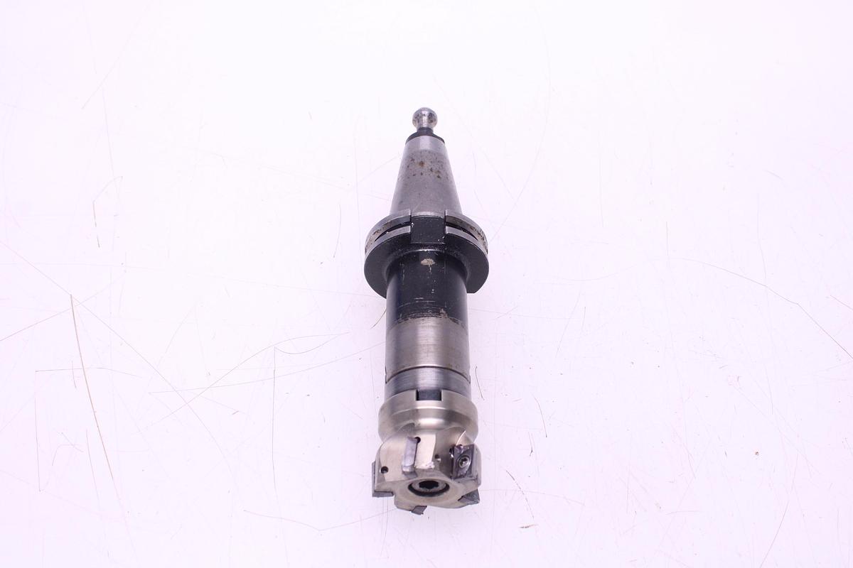 Usado Fresa YG1 F90 APKT16 D50Z5S22 Cono ISO 40 + Widias APKT1604