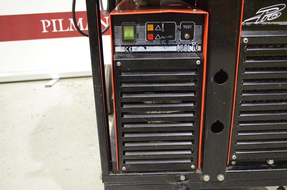 Usado Maquina soldar multifunción Kemppi PRO 3000 con carro PROMIG 500