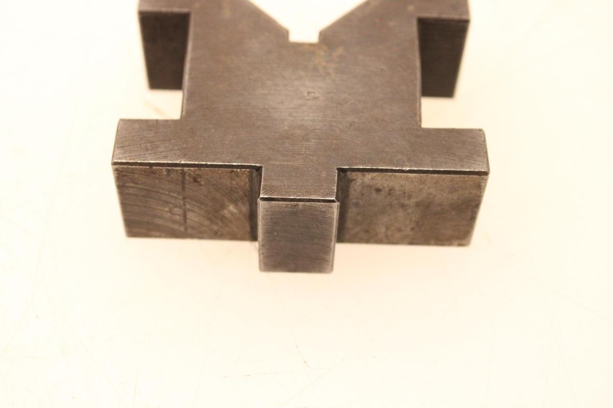 Usado Lote Bloques en V para fresadora