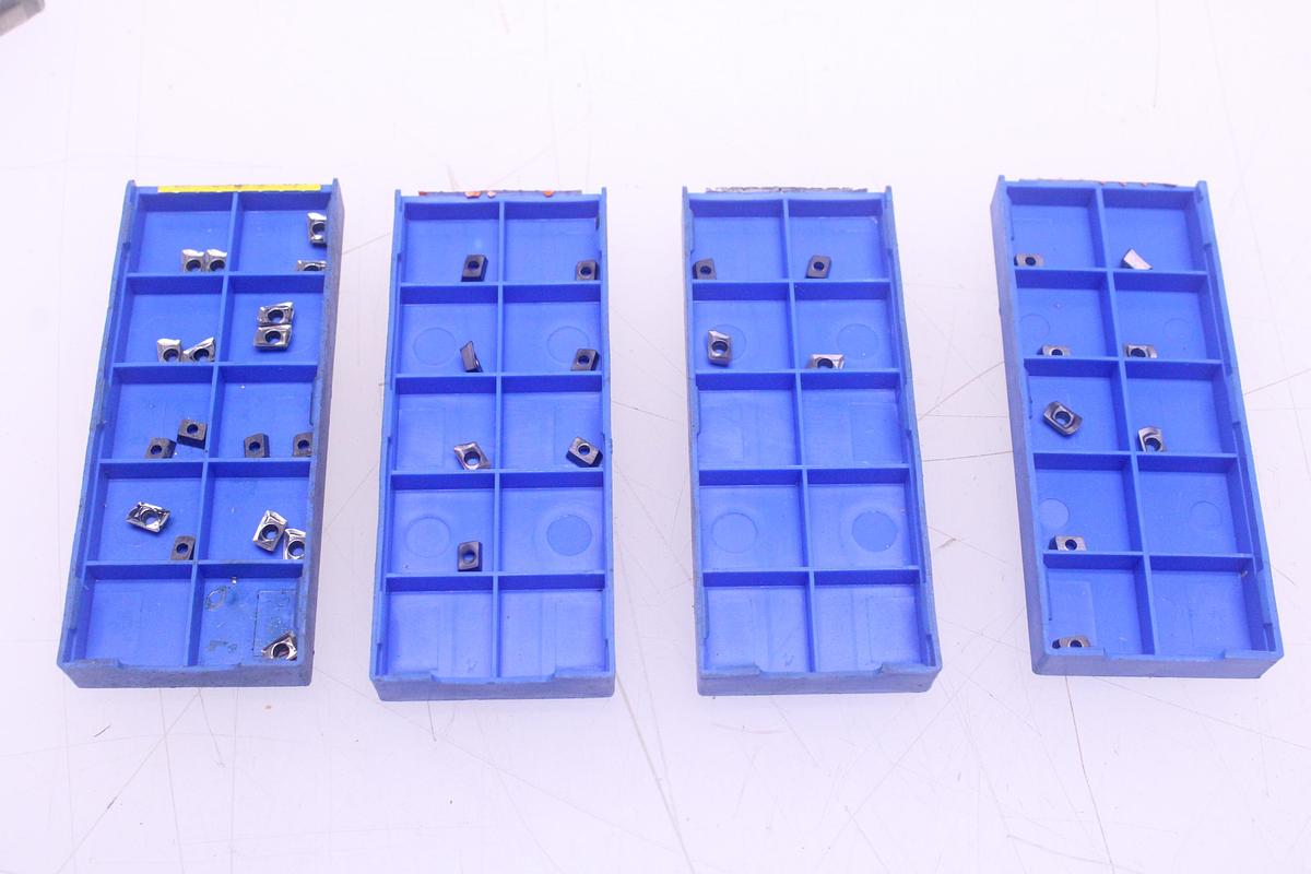 Usado Fresa y Plaquitas de Widia APMT0602