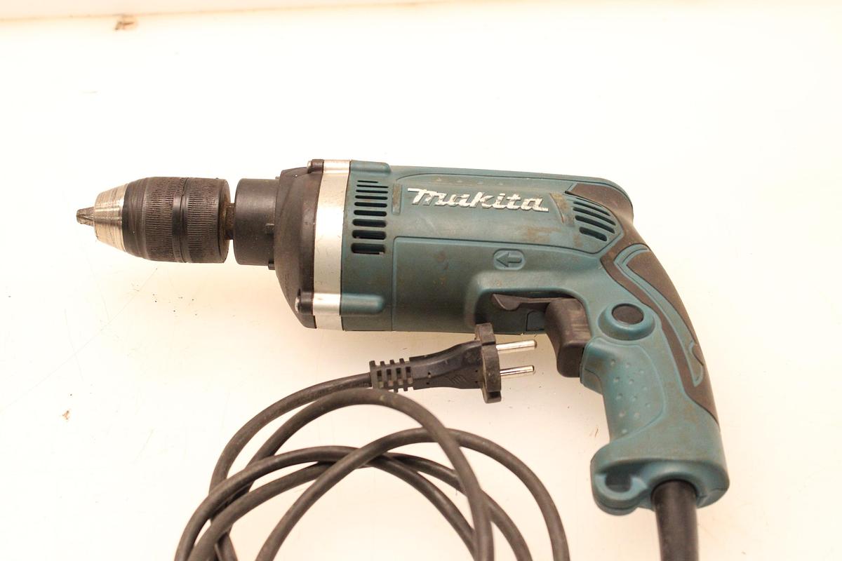 Usado Taladro Percutor MAKITA HP1631