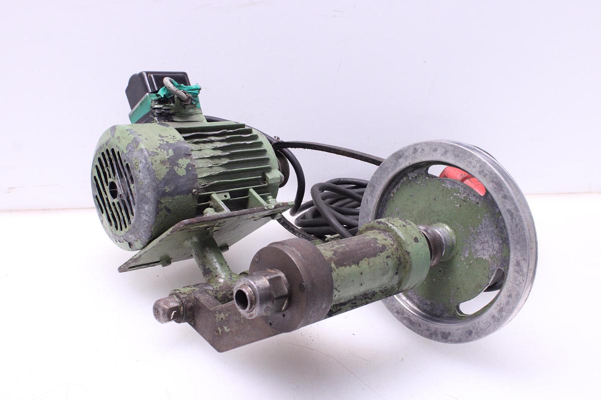 Usado Rectificadora Muela sobre Torno