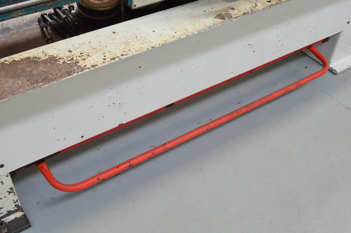 Usado Torno Pinacho S90-225 de 1650mm e.p. 98