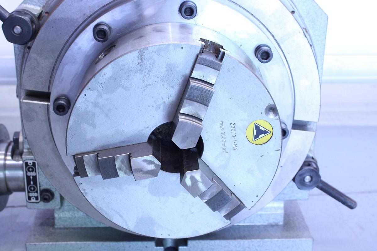 Usado Divisor Plano Mecatecnica con Plato 3 Garras TOS + Punto Divisor