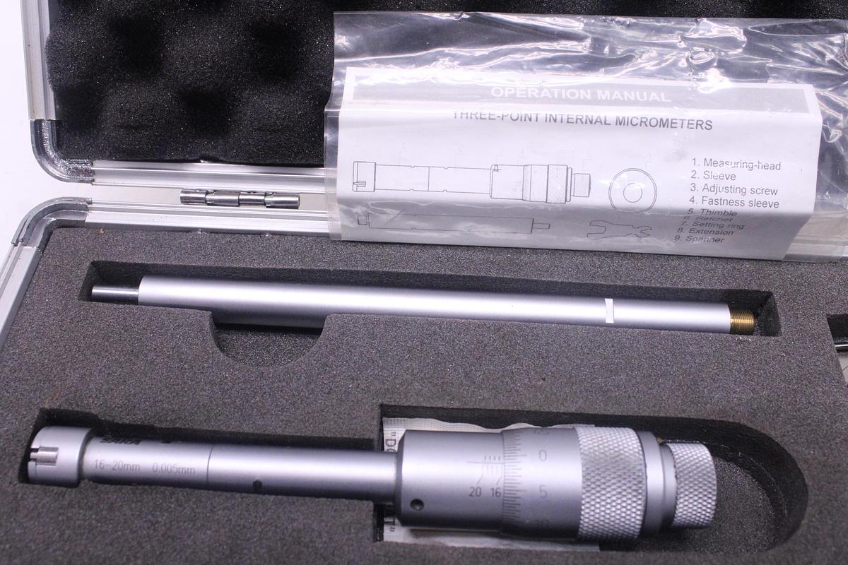 Usado Micrómetro interior 3 puntos SARA 12-20mm (0,005mm)