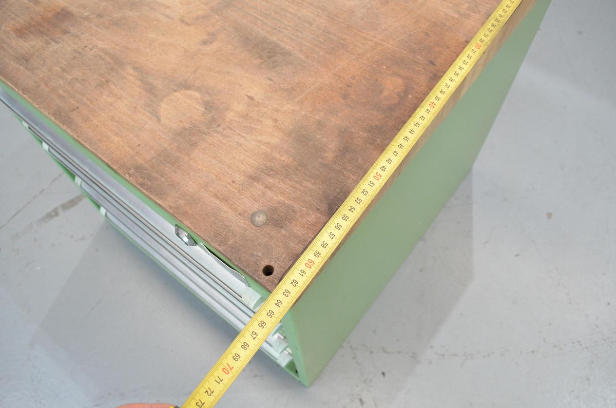 Usado Armario metalico cajones UNCETA 600x640x590(h)mm