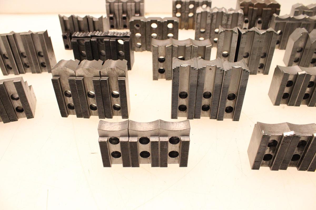 Usado Lote de Juegos de 3 Garras Para Torno