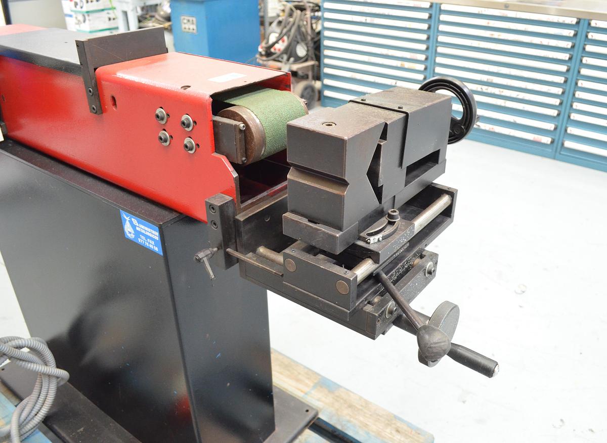 Usado Entalladora tubos SPADI TN220