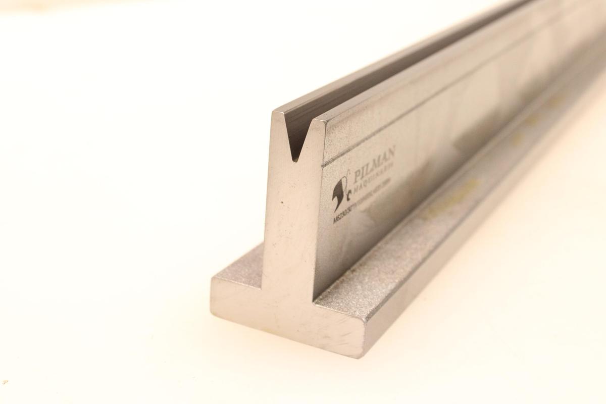 Usado Matriz M6230/30º/V10 835mm