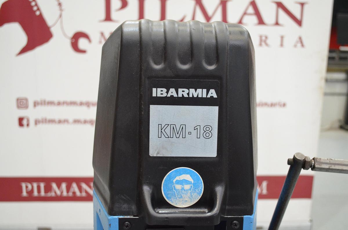 Usado Taladro sobremesa correas Ibarmia KM-18