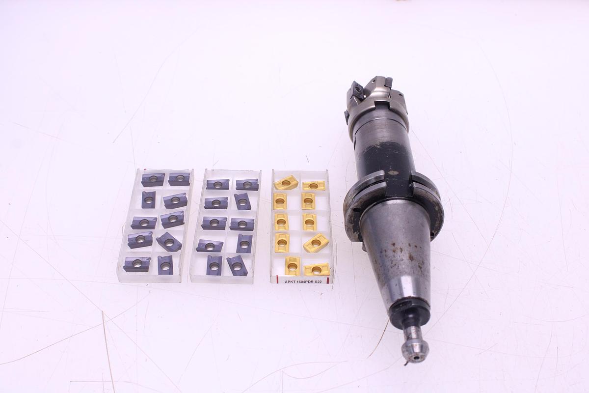 Usado Fresa YG1 F90 APKT16 D50Z5S22 Cono ISO 40 + Widias APKT1604