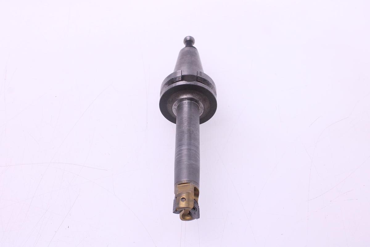 Usado Fresas Cono ISO40 SECO R217.97-1640RE-X12.3A, R217.97-2525.0-X12.2A, R217.97-1225RE-X12.2A + Widias XPKX12T308PDER