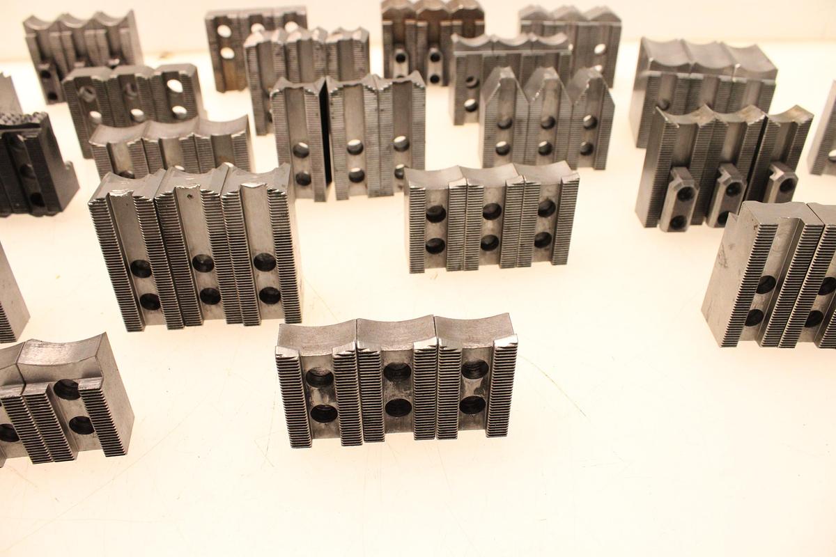 Usado Lote de Juegos de 3 Garras Para Torno