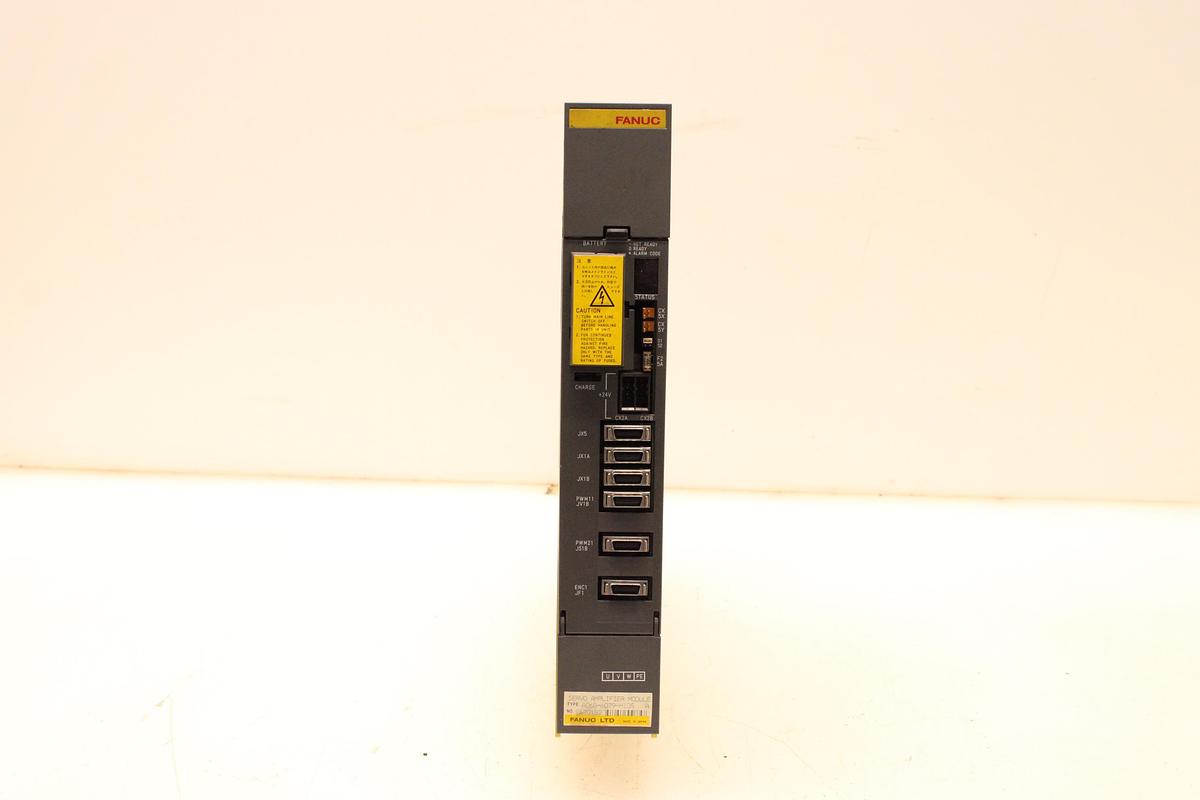 Usado Módulo Servoamplificador FANUC A06B-6079-H105