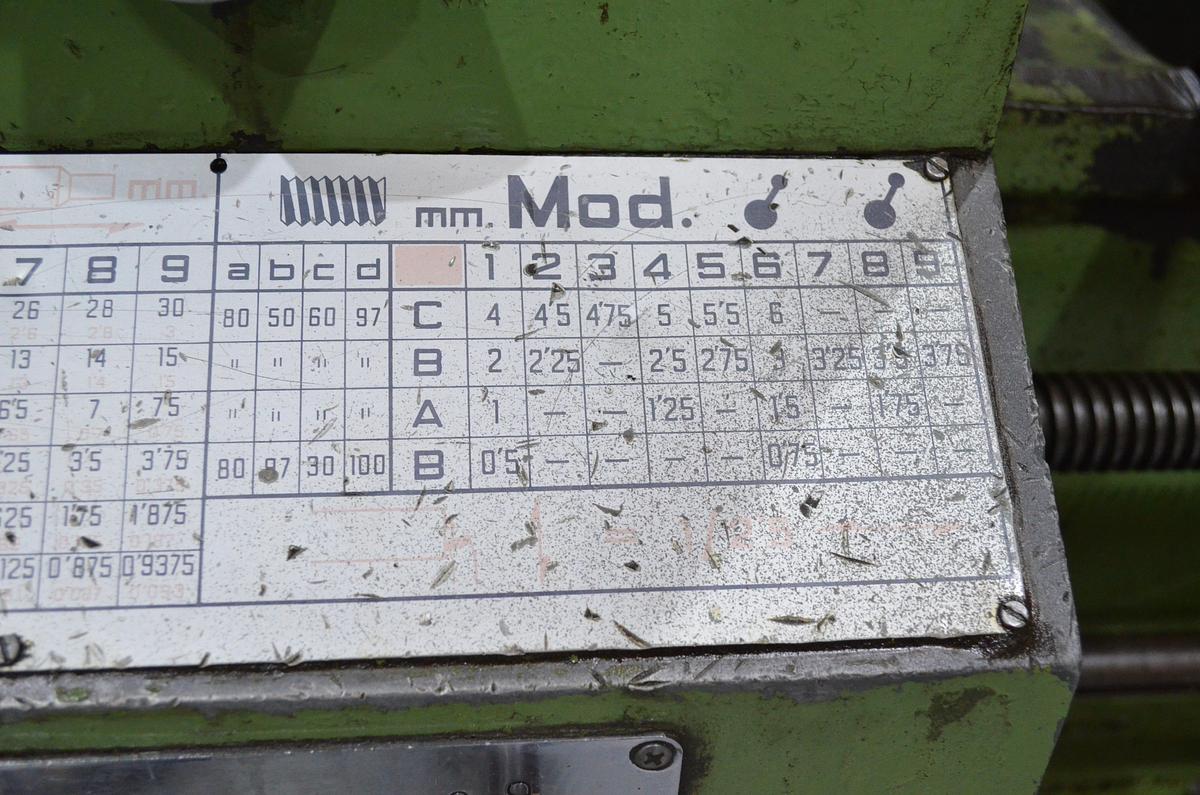 Usado Torno cumbre 60 1500mm e.p