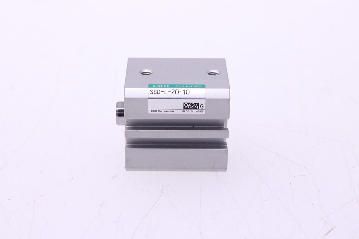 Usado Cilindro Neumático CKD SSD-L-20-10