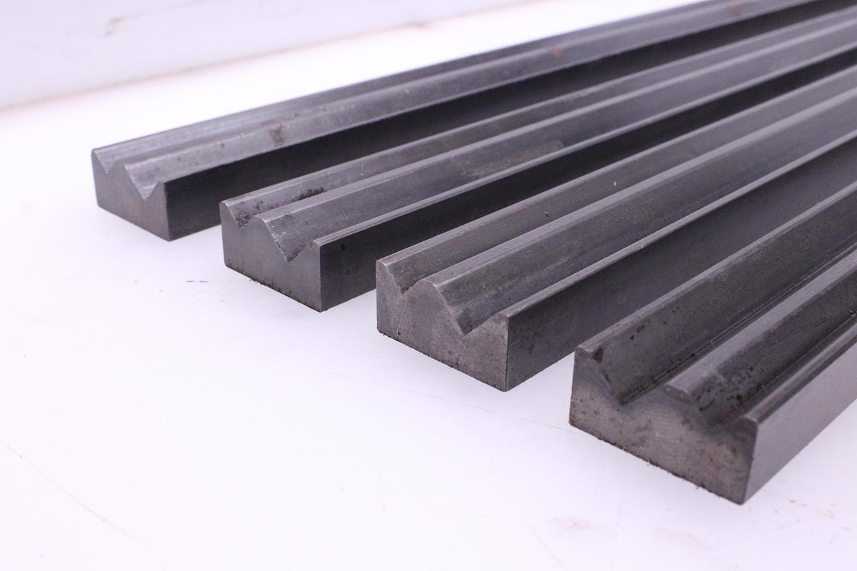 Usado Juego Matrices Promecam 88º V16/25 H=26 - 3755 mm