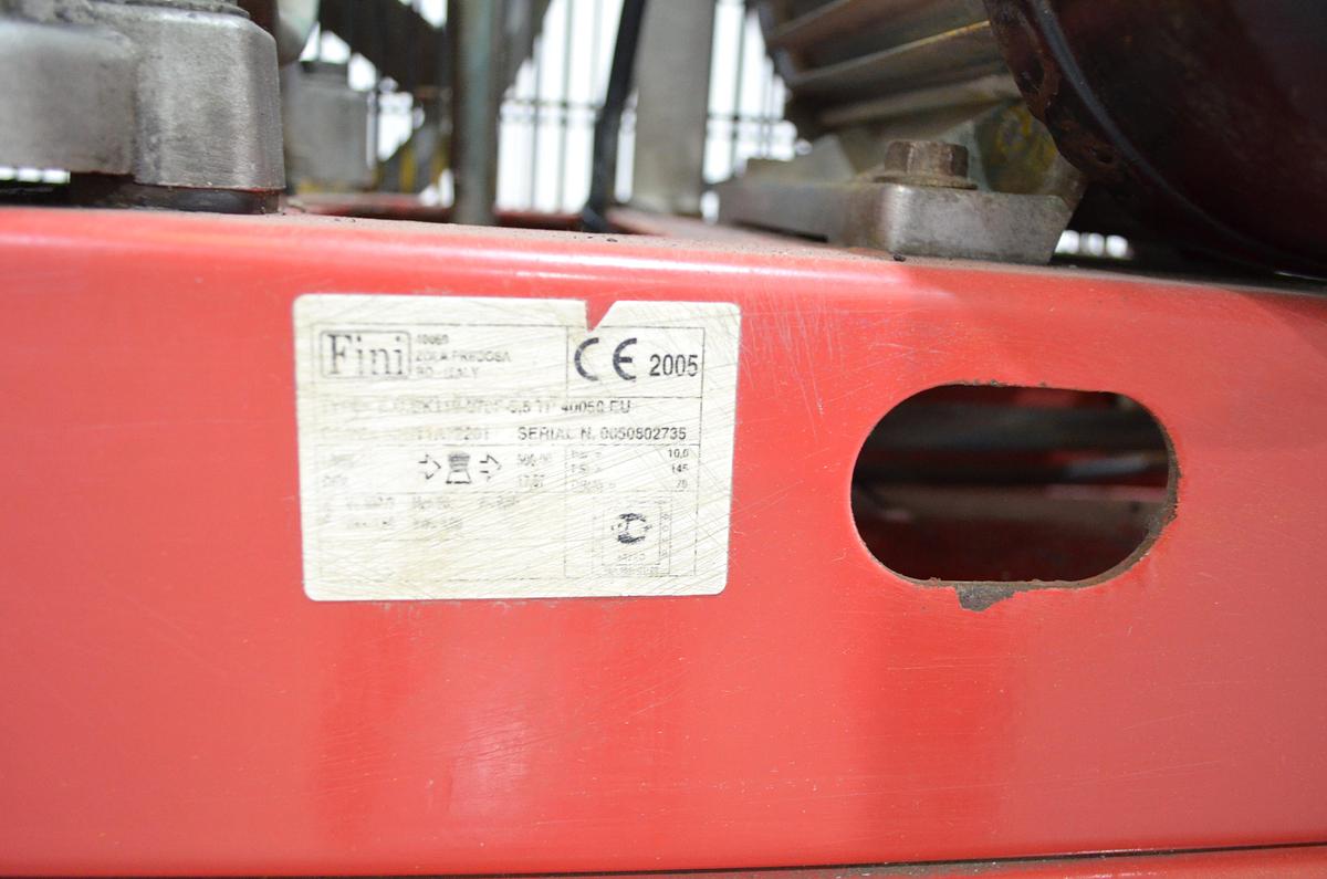 Usado Compresor piston Fini 5.5Hp - Calderín 270L