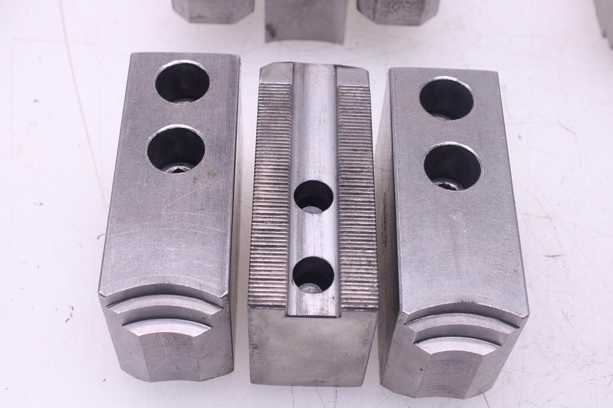 Usado Lote 14 Juegos de 3 Garras para Plato de Torno