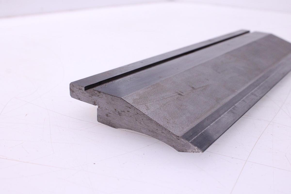 Usado Juego Matriz Metalmaq 20.44 35º + Punzón