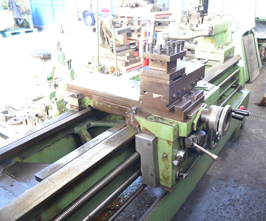 Usado Torno Geminis GE 650 2.000mm e.p