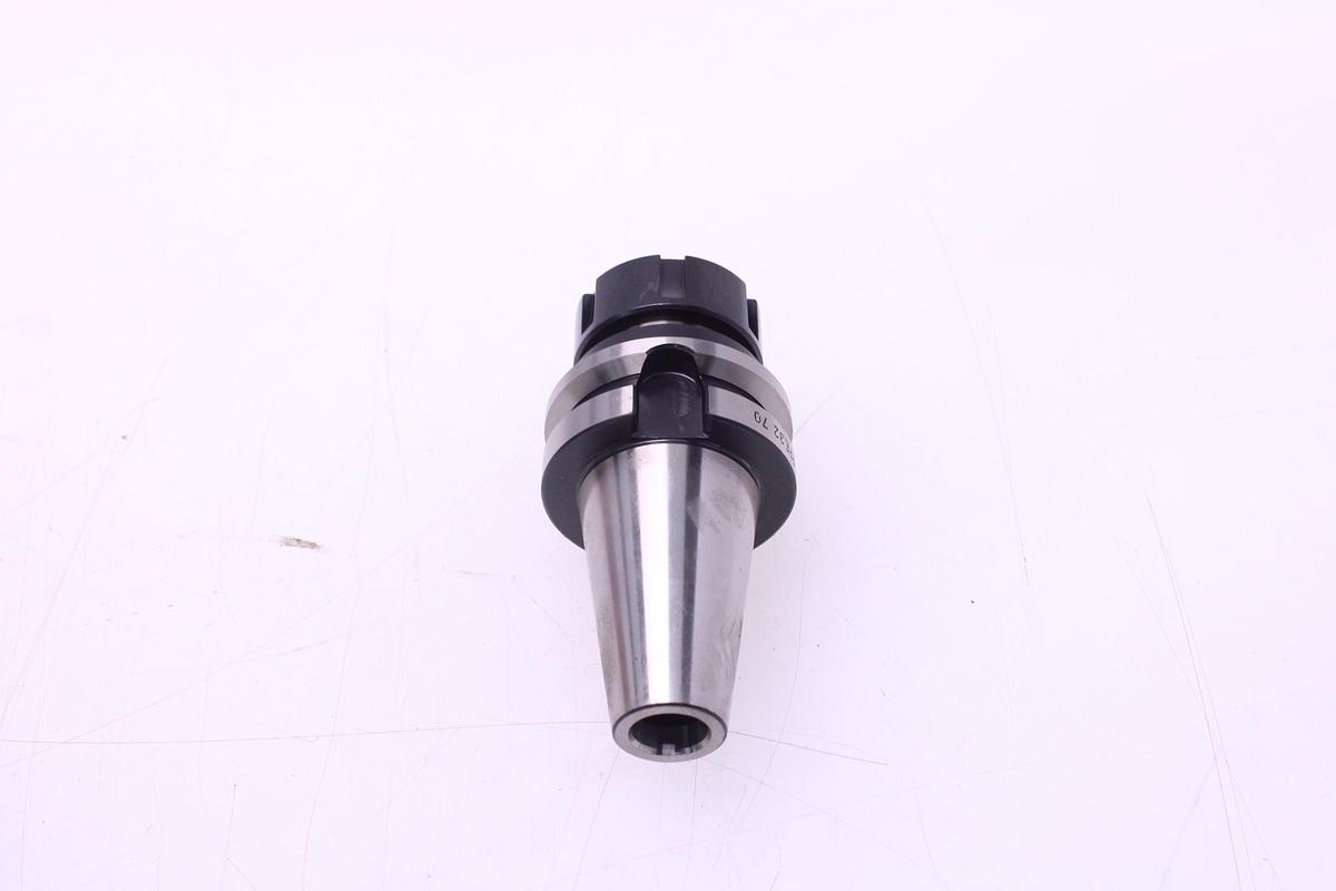 Usado Juego Pinzas Resorte ER32 "17 pcs" + Cono ISO 40 ASTRA
