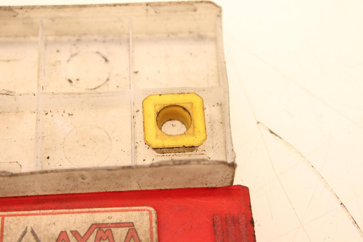 Usado Lote de 2 Fresas con plaquitas intercambiables