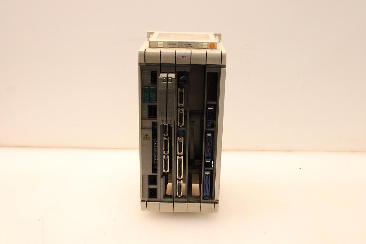 Usado Rack Control Numérico MITSUBISHI FCA520AMR