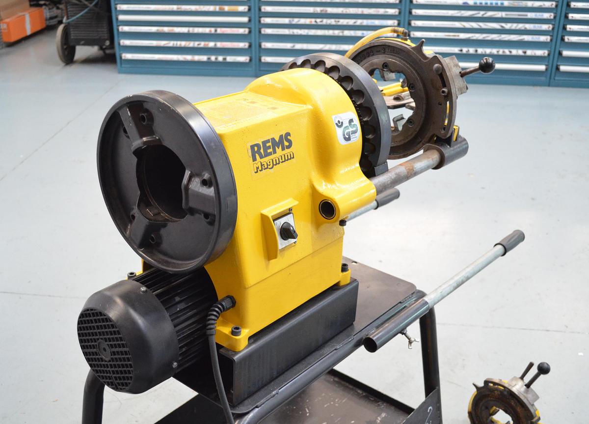 Usado Roscadora electrica REMS Magnum 4010