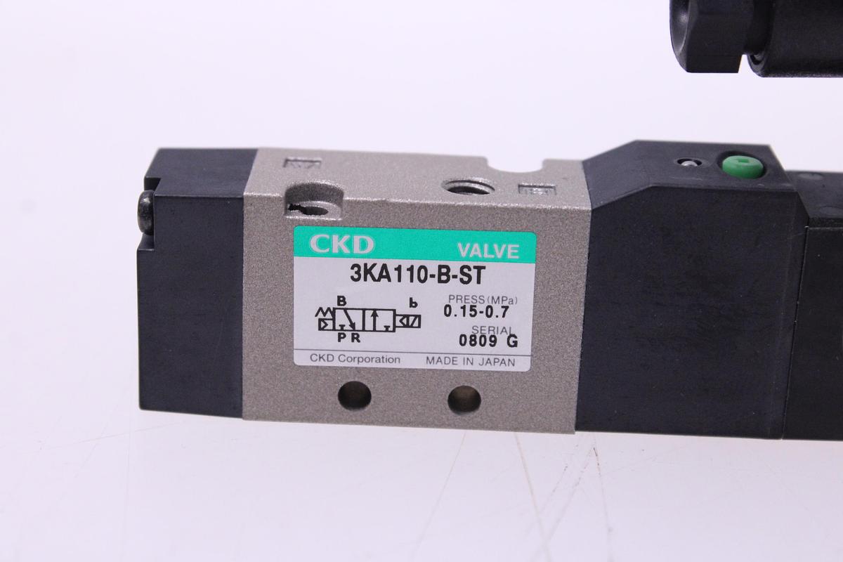 Usado Electroválvula CKD 3KA110-B-ST