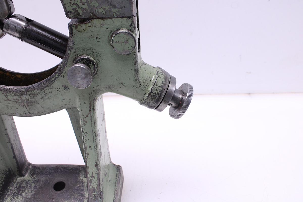 Usado Luneta Cerrada para Torno 160 mm