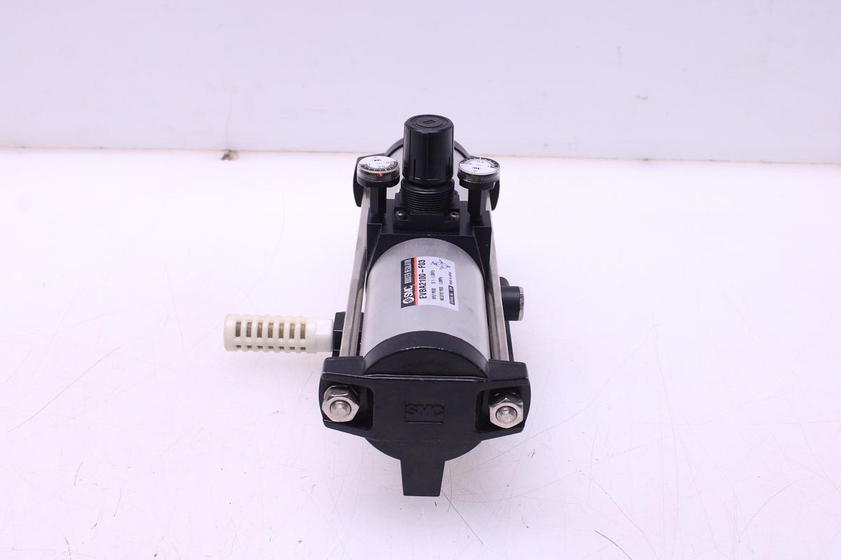 Usado Multiplicador de Presión Neumático SMC EVBA2100-F03