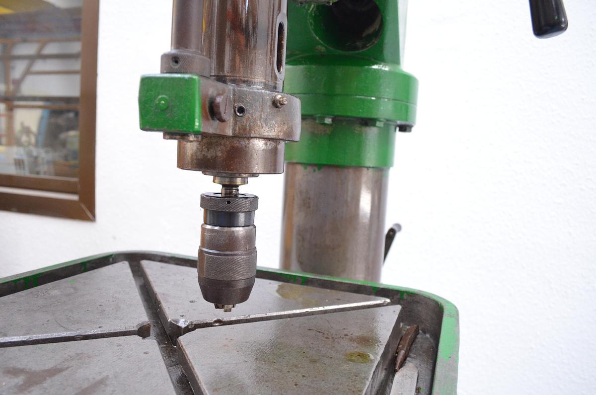 Usado Taladro columna Ibarmia A-50 222-A